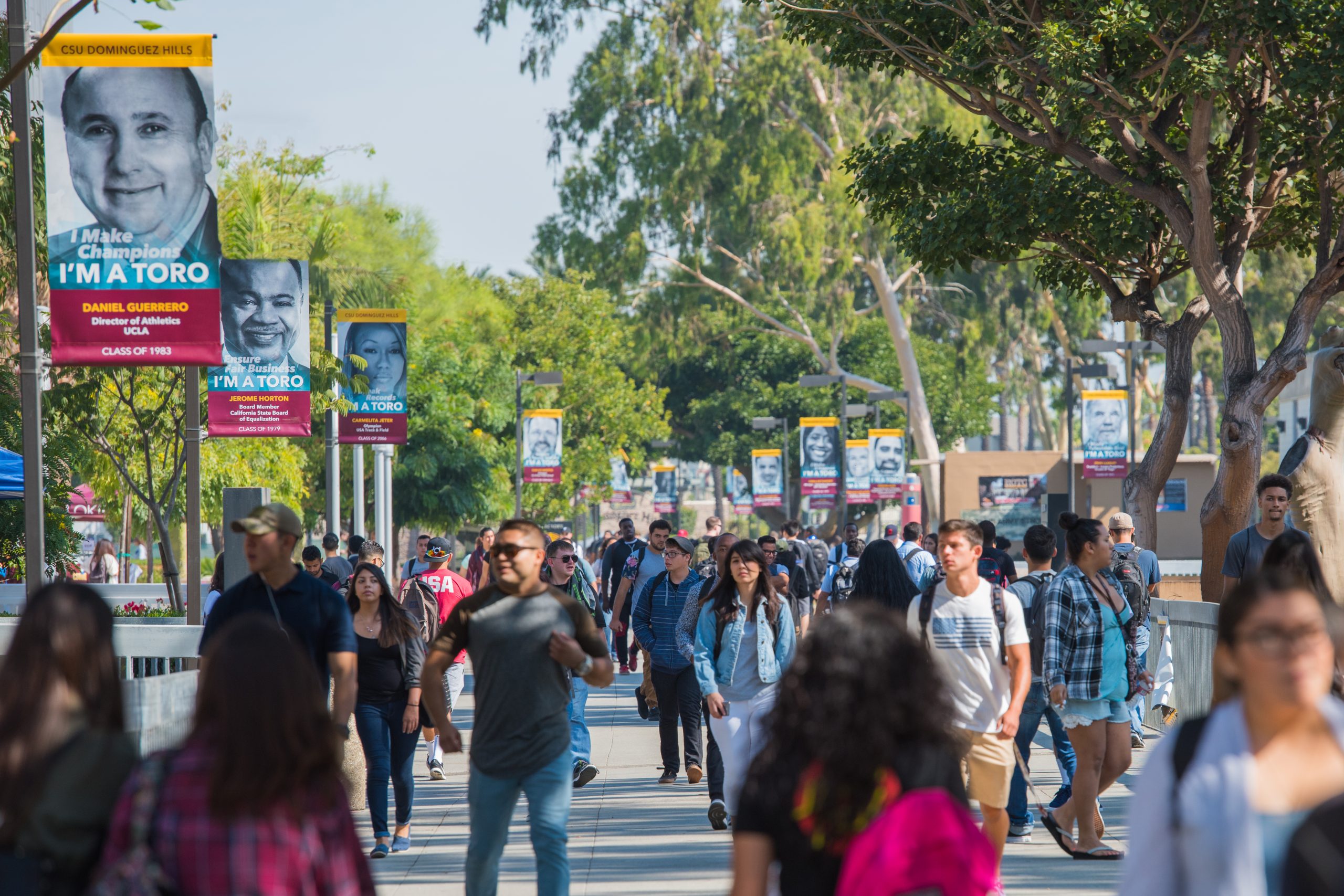 Students and student life on the first day of classes for the Fall 2016 semester at California State University Dominguez Hills
